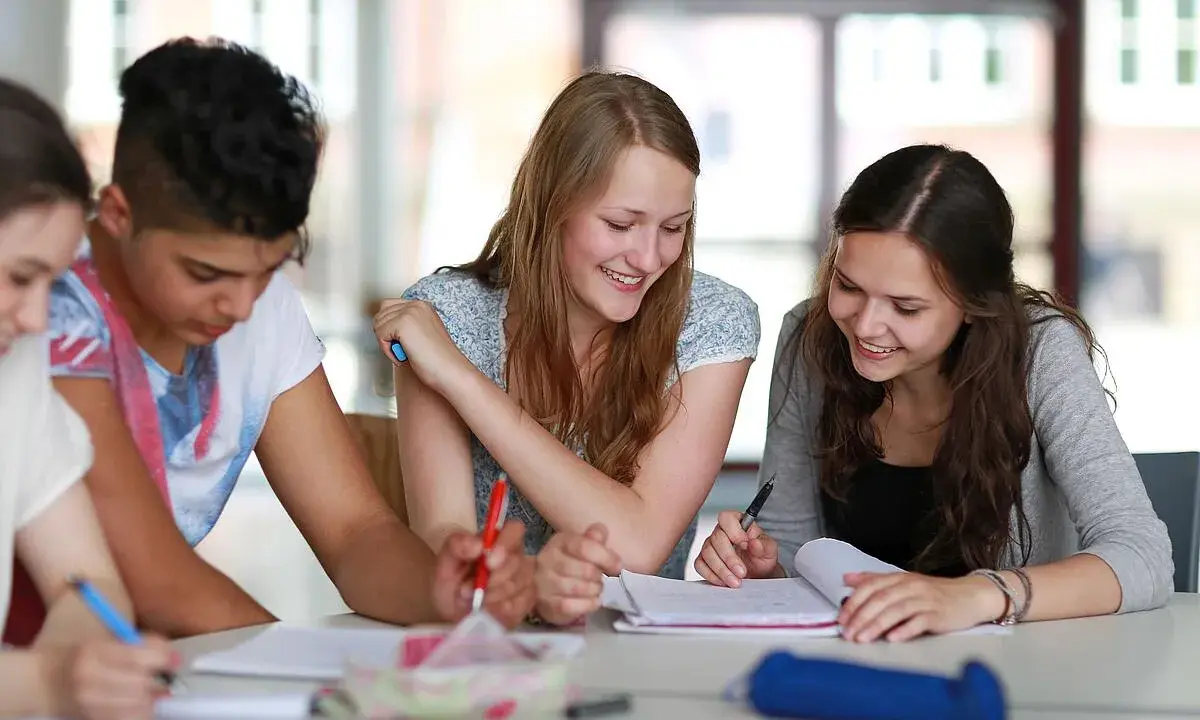 Schüler Online: So einfach gelingt die Anmeldung für Schulen in NRW