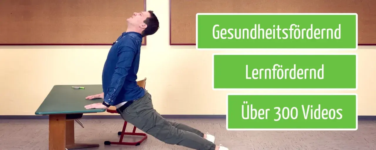 Mann macht eine Rückbeuge über einem Schreibtisch. Gesundheit und Lernen werden durch diese Bewegungsspiele gefördert. Über 300 Videos verfügbar.