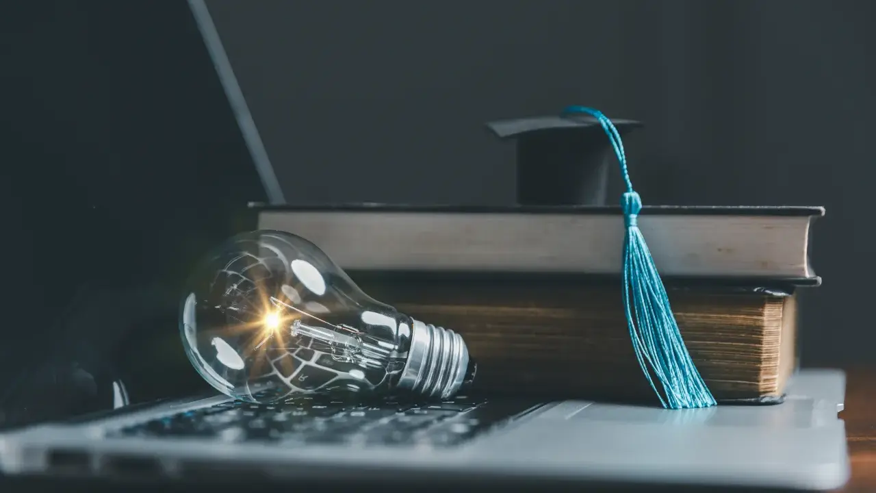 Education, Science und Training: Wissen als Grundlage moderner Entwicklung