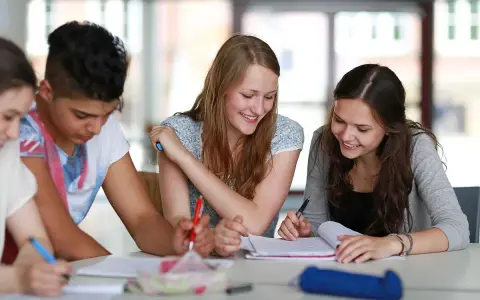 Schüler Online: So einfach gelingt die Anmeldung für Schulen in NRW